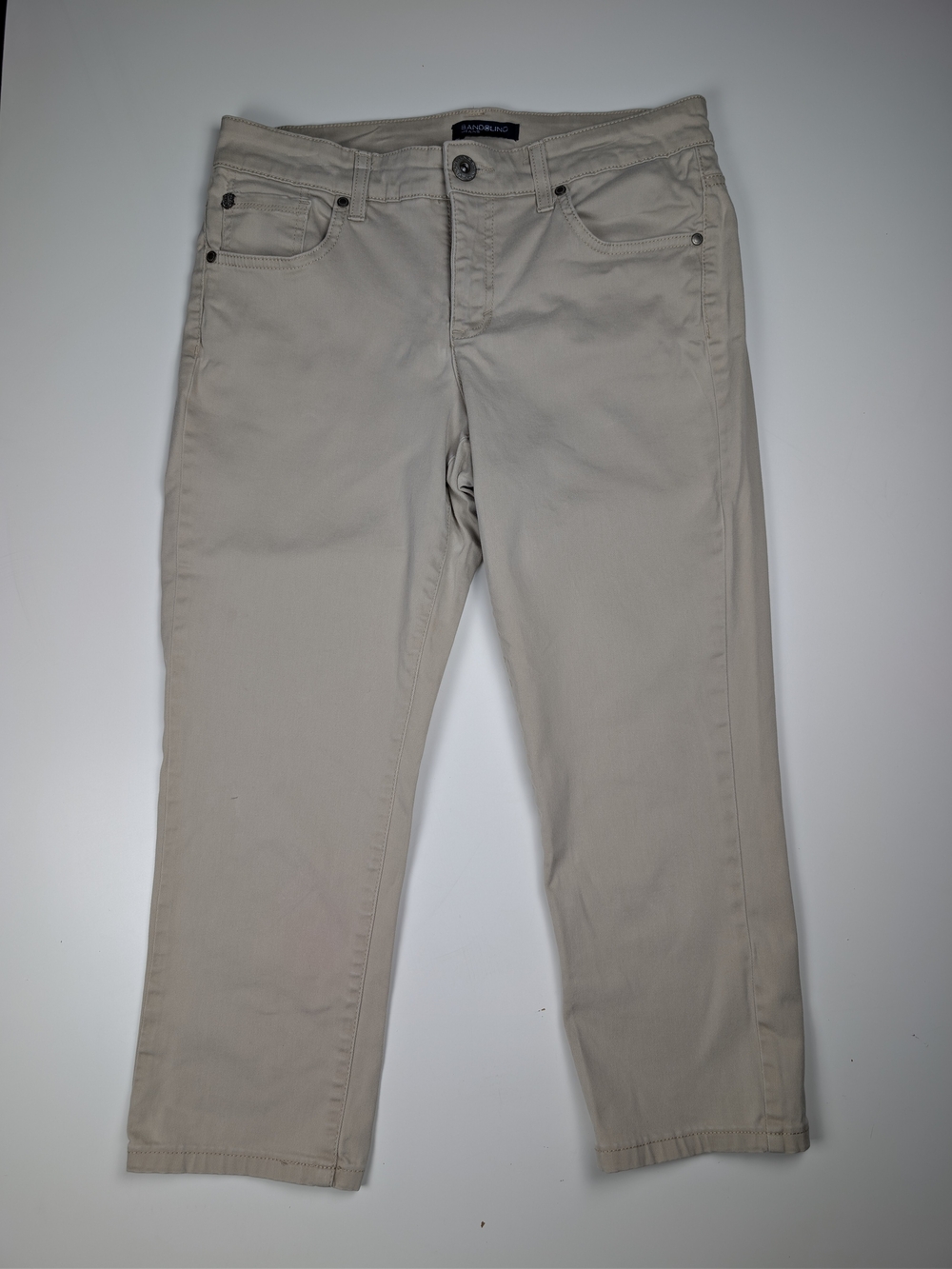 Bandolino Womens Tatyana Khaki Stretch Twill Capri Crop Pants Size 8